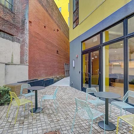 Frontdesk The Glenwood Apts Brewerytown Philadelphia Leilighet Eksteriør bilde